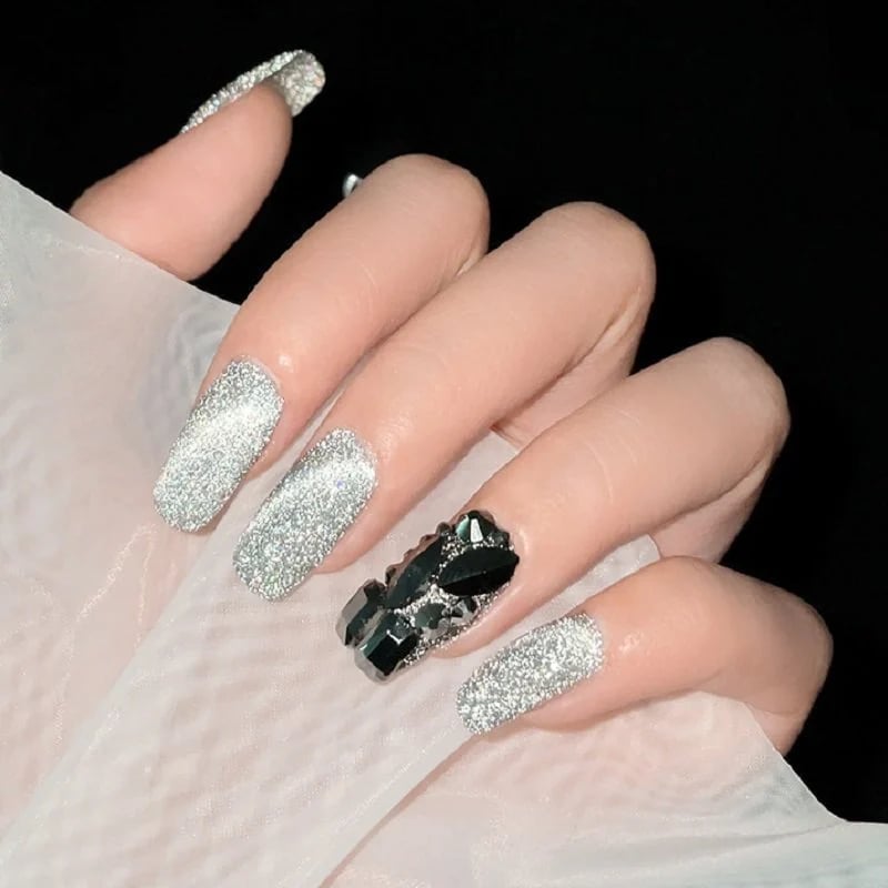 Kit di smalti Laser Diamond: Brillante intenso e splendore glamour